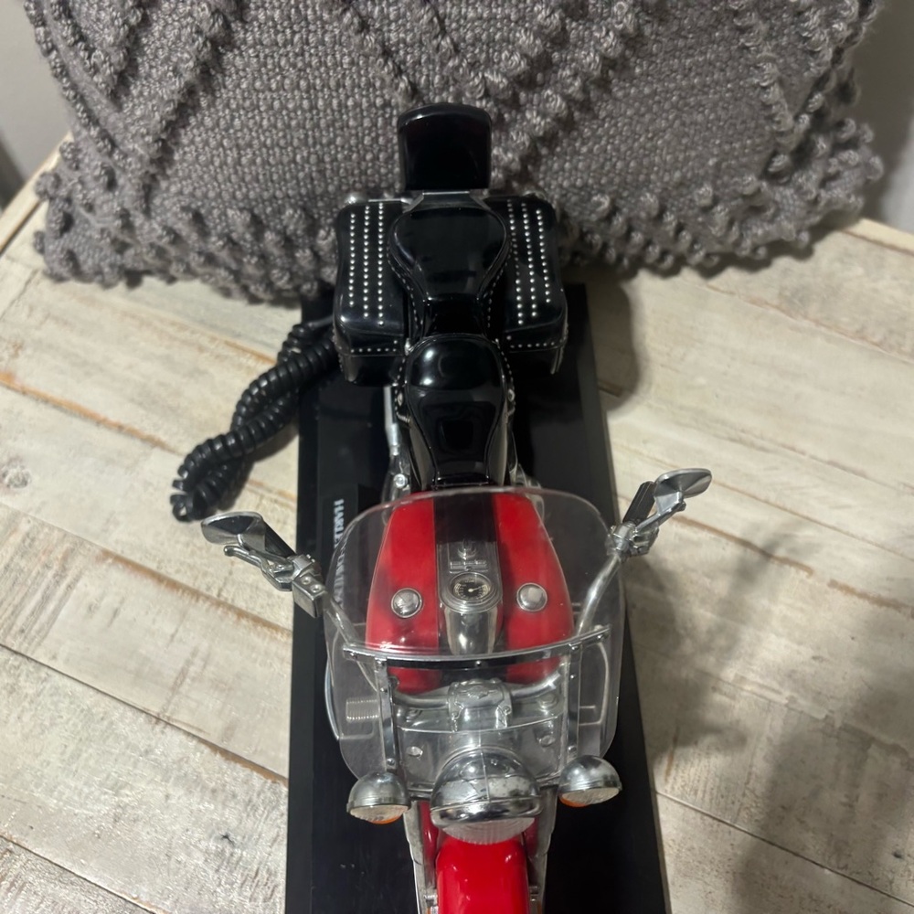 Vintage Collectors Harley-Davidson Softtail Phone - Picture 6 of 6